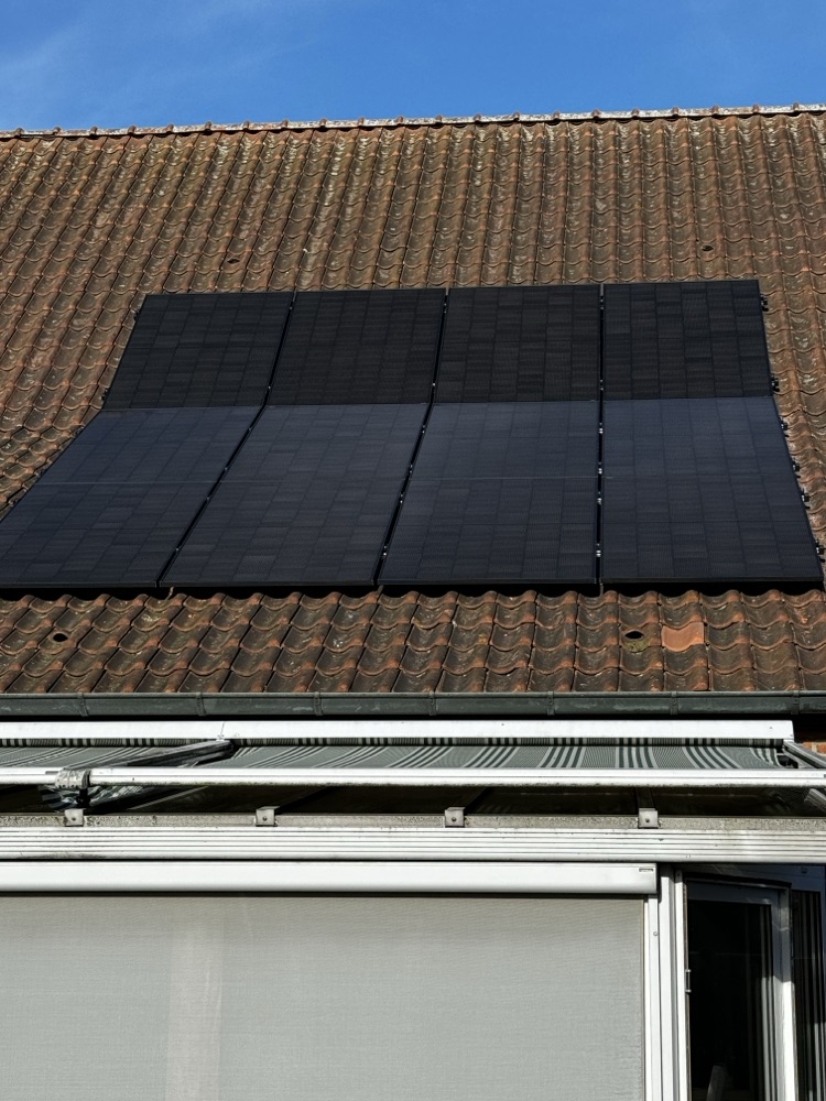 zonnepanelen installatie Westerlo 13-02-2024