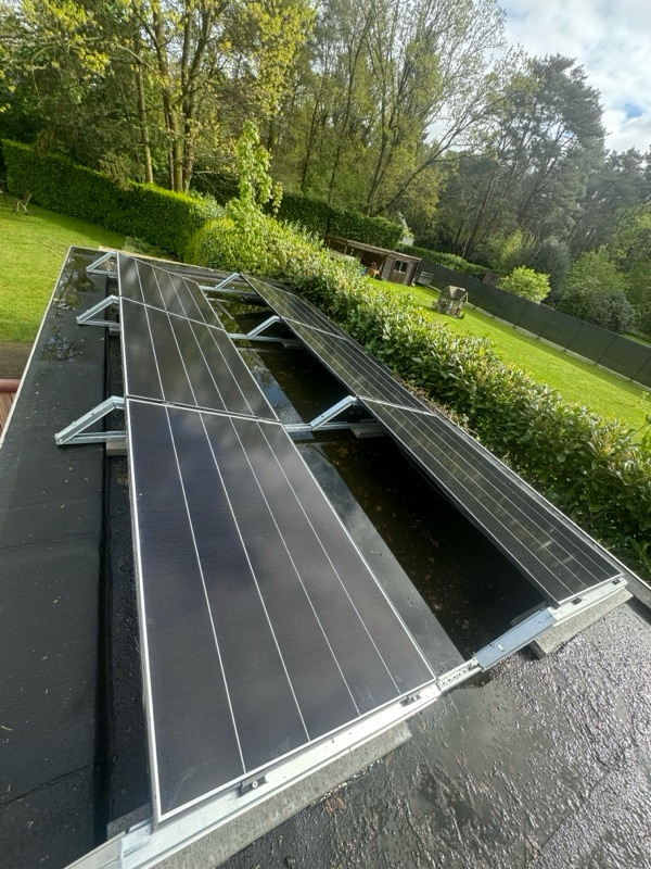 zonnepanelen installatie Zoersel 16-04-2024