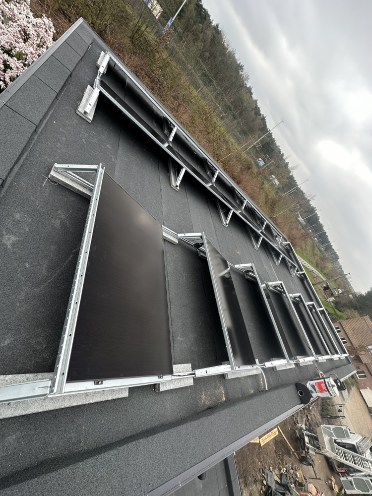 zonnepanelen installatie Brecht 21-03-2024