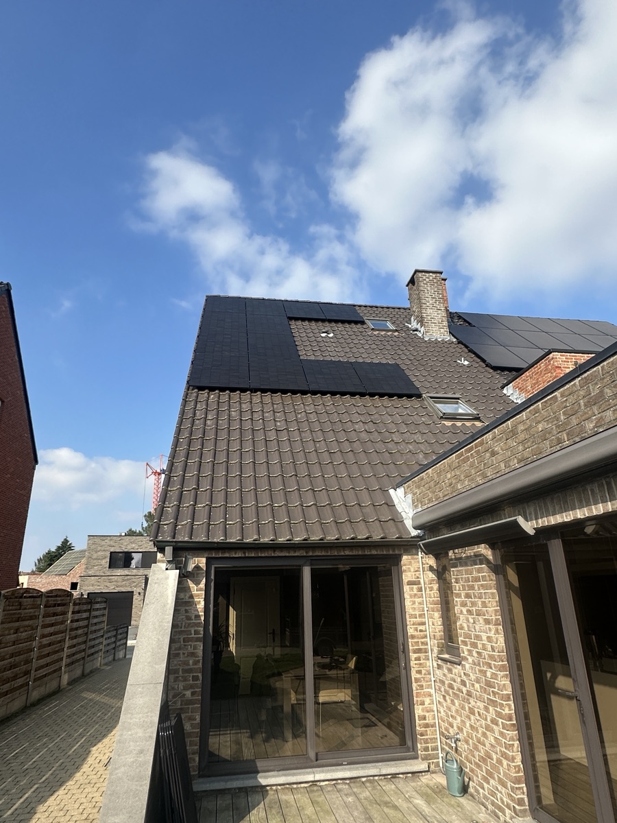 zonnepanelen installatie Nijlen 07-03-2024