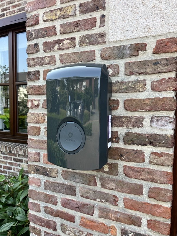 laadpalen installatie Vorselaar 19-08-2024