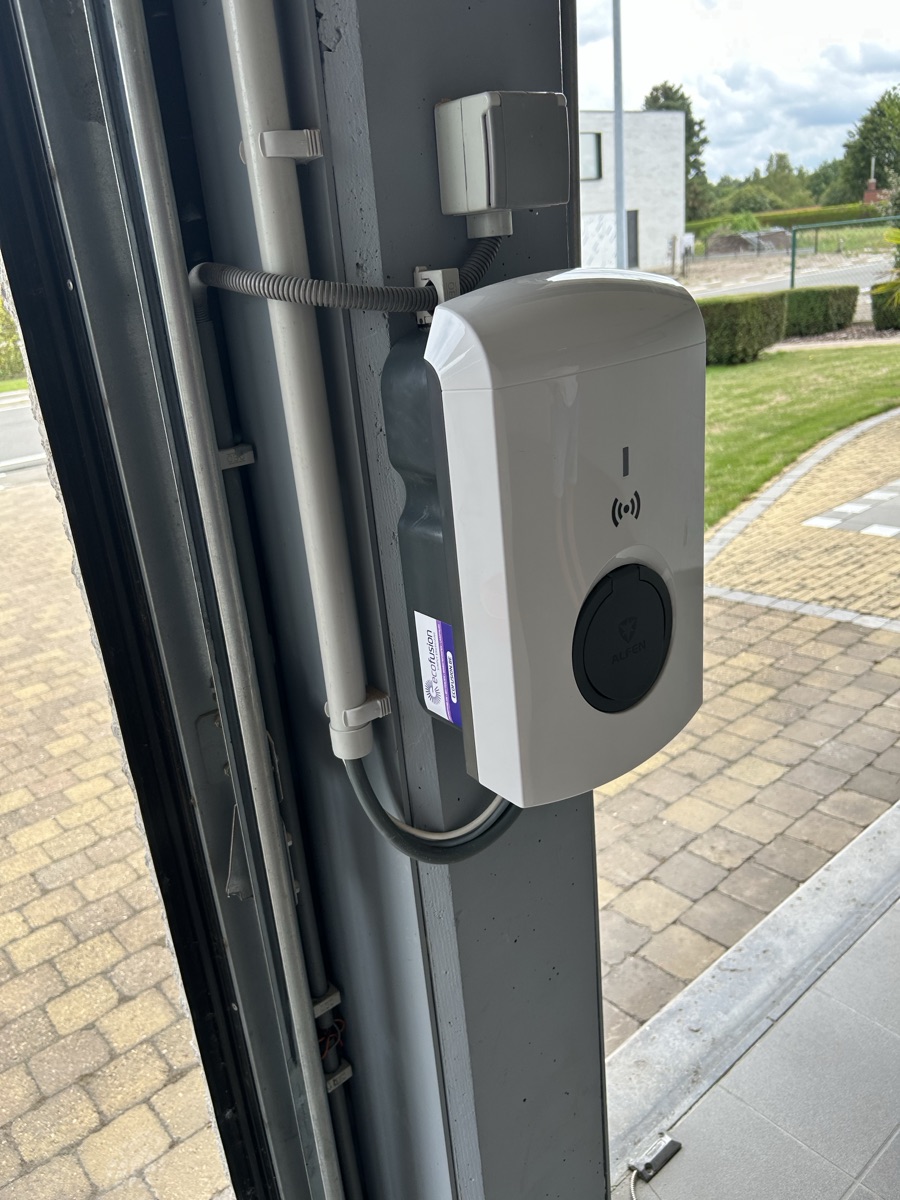 laadpalen installatie Dessel 20250808