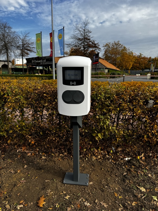 laadpalen installatie Kasterlee Lichtaart 20251103