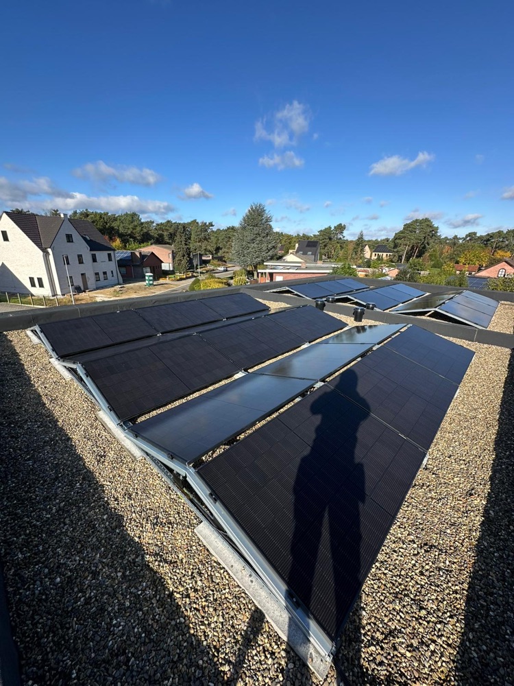zonnepanelen installatie Balen 20251024