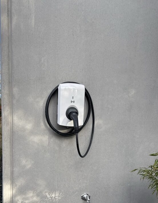 laadpalen installatie rijkevorsel 20251117