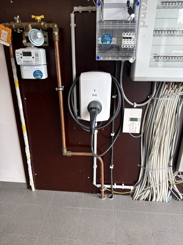 laadpalen installatie Geel 20251124