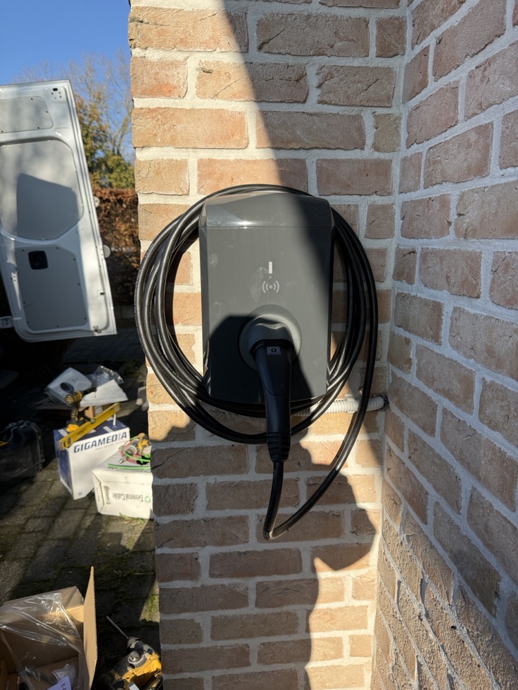 laadpalen installatie Mol 20251126